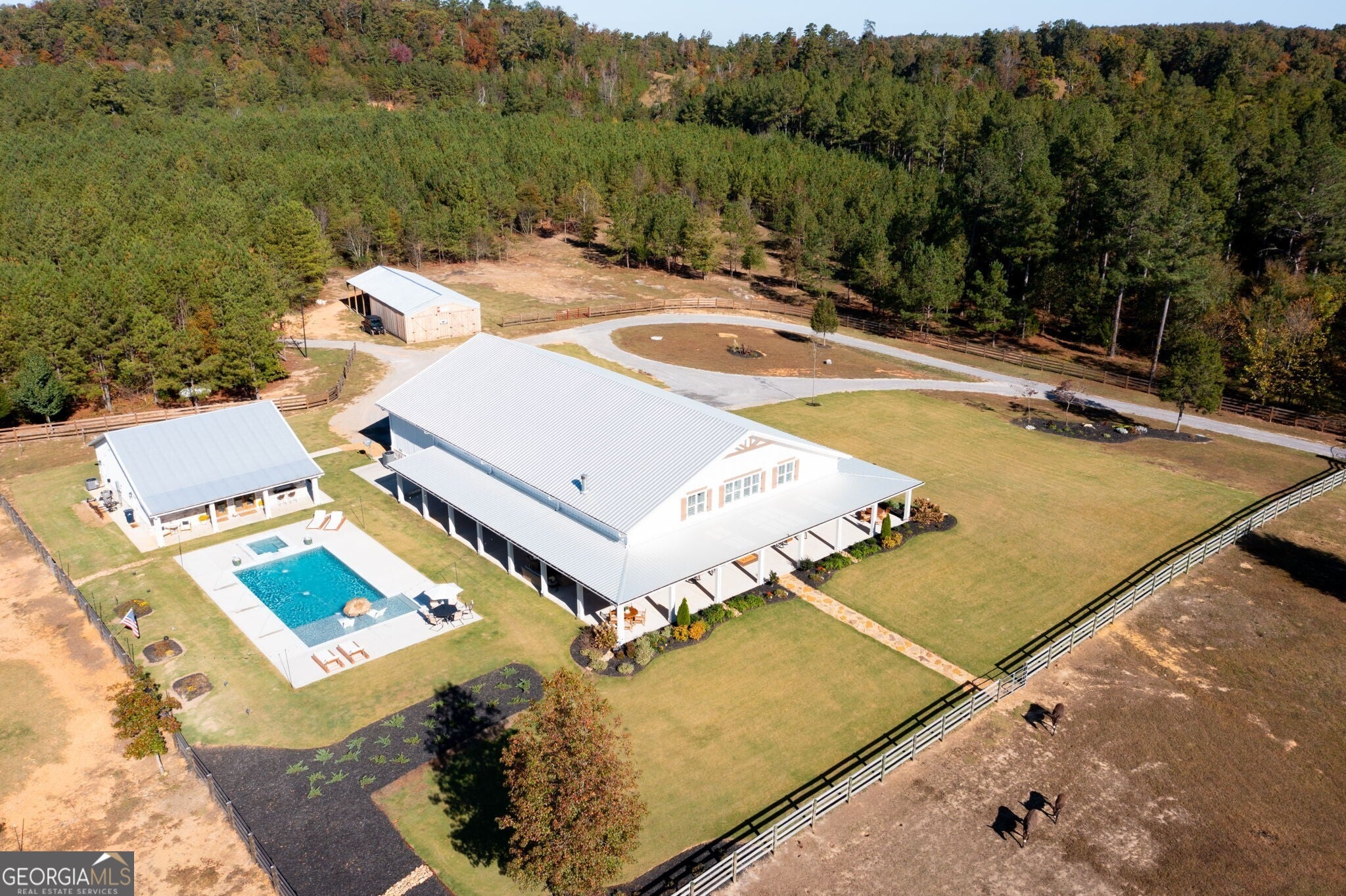 Rydal, Georgia, 30171, United States, 5 Bedrooms Bedrooms, ,5 BathroomsBathrooms,Residential,Active,1987251