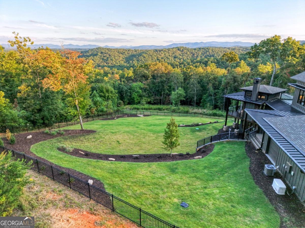 Blue Ridge, Georgia, 30513, United States, 5 Bedrooms Bedrooms, ,5 BathroomsBathrooms,Residential,Active,2003557