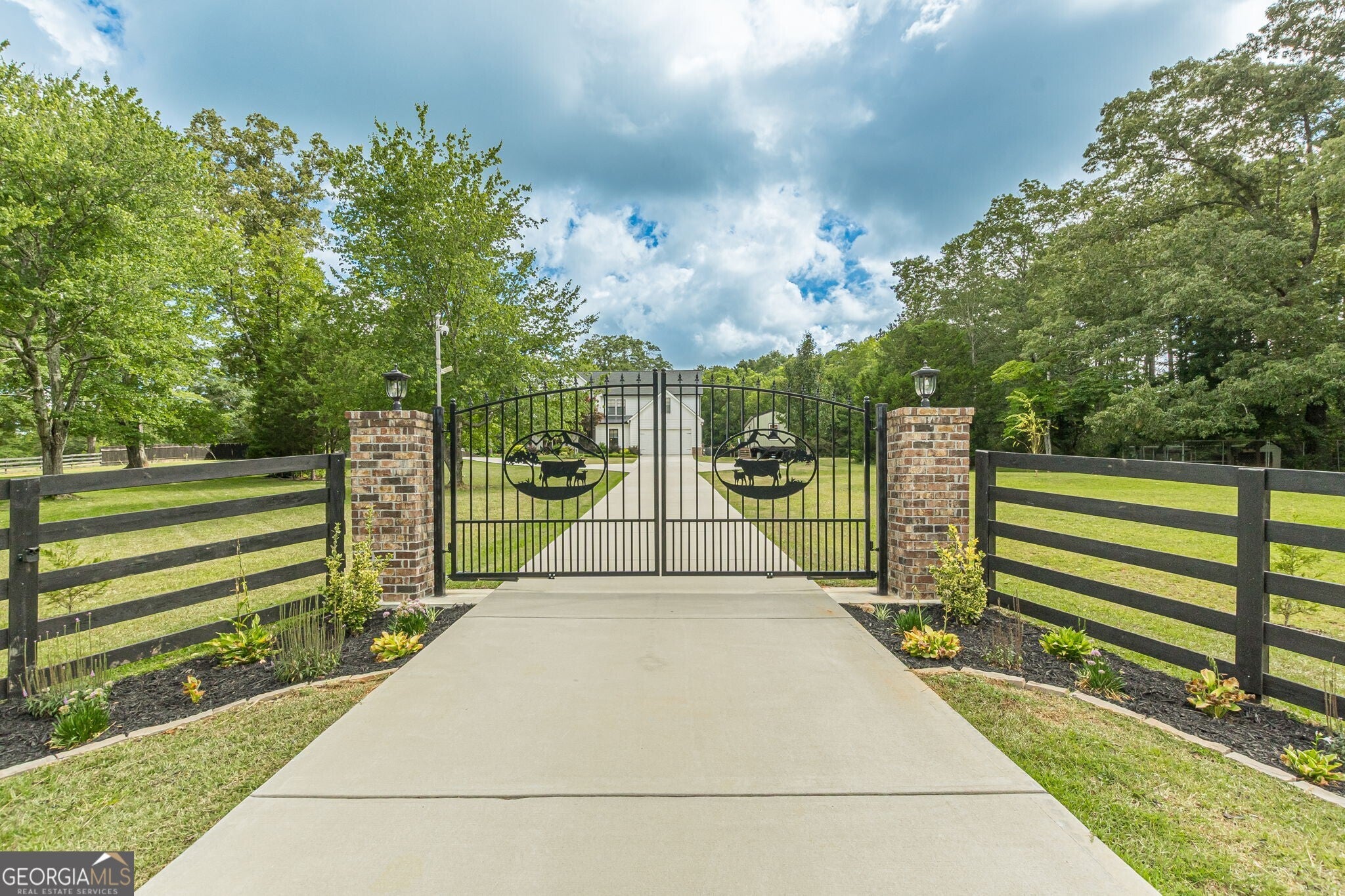 Douglasville, Georgia, 30134, United States, 4 Bedrooms Bedrooms, ,3 BathroomsBathrooms,Residential,Active,1888992