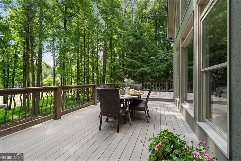 Johns Creek, Georgia, 30022, United States, 6 Bedrooms Bedrooms, ,5 BathroomsBathrooms,Residential,Active,1943817