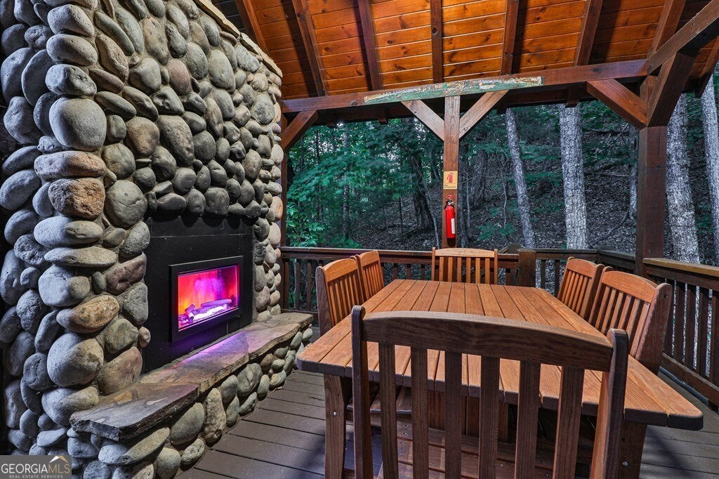 Blue Ridge, Georgia, 30513, United States, 4 Bedrooms Bedrooms, ,4 BathroomsBathrooms,Residential,Active,2010546