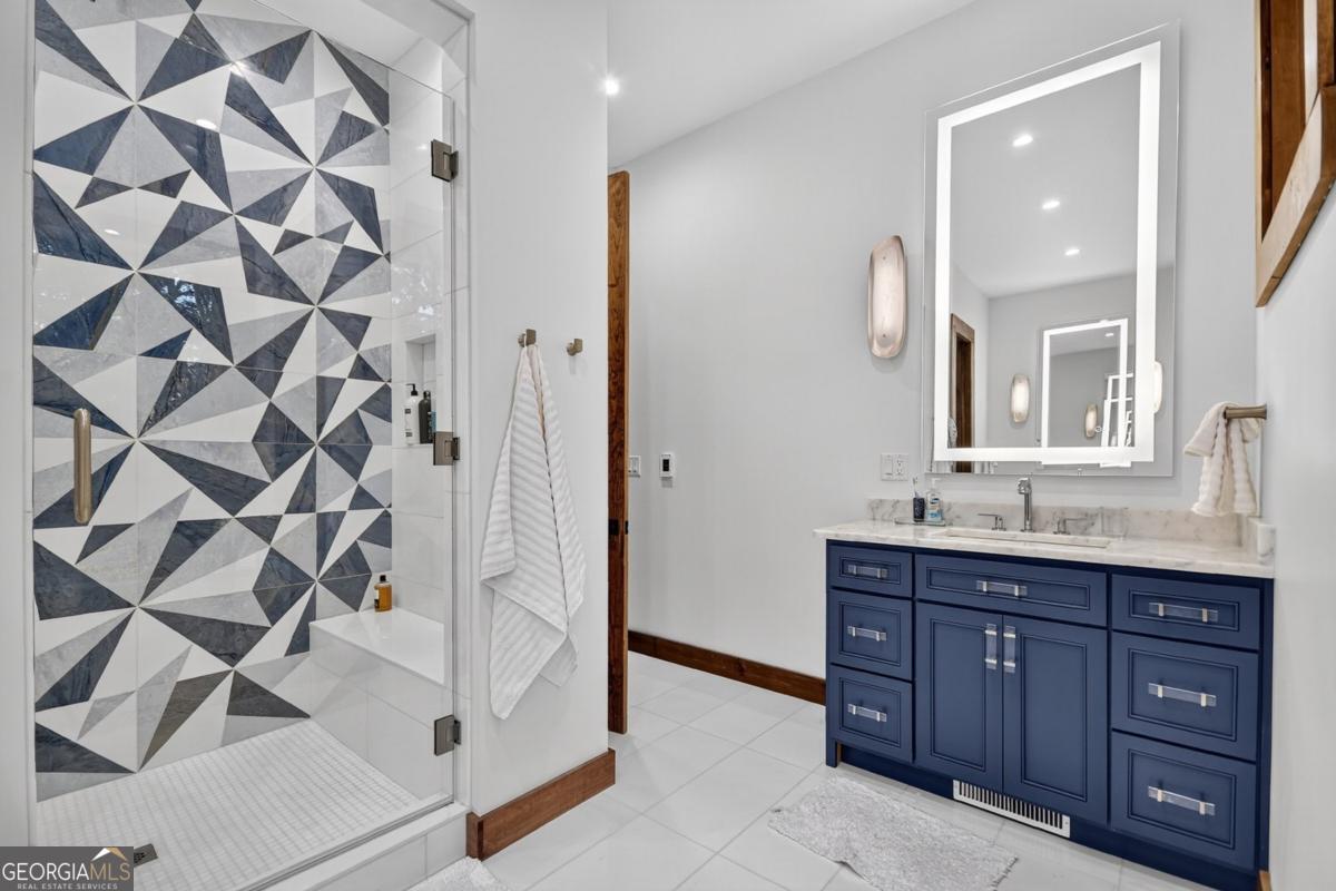 Blue Ridge, Georgia, 30513, United States, 5 Bedrooms Bedrooms, ,5 BathroomsBathrooms,Residential,Active,2003557