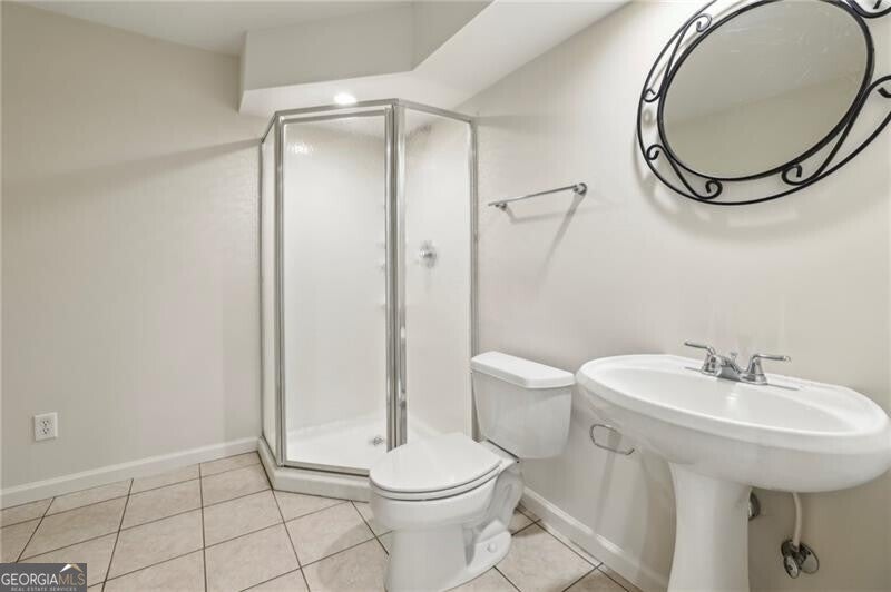 Marietta, Georgia, 30062, United States, 6 Bedrooms Bedrooms, ,6 BathroomsBathrooms,Residential,Active,1965854