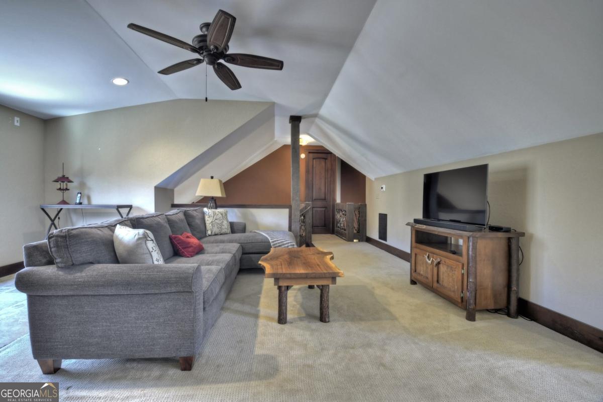 Ellijay, Georgia, 30536, United States, 5 Bedrooms Bedrooms, ,6 BathroomsBathrooms,Residential,Active,1953697