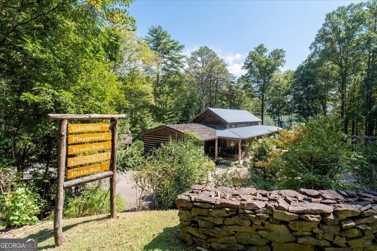 Ellijay, Georgia, 30540, United States, 5 Bedrooms Bedrooms, ,7 BathroomsBathrooms,Residential,Active,2017437