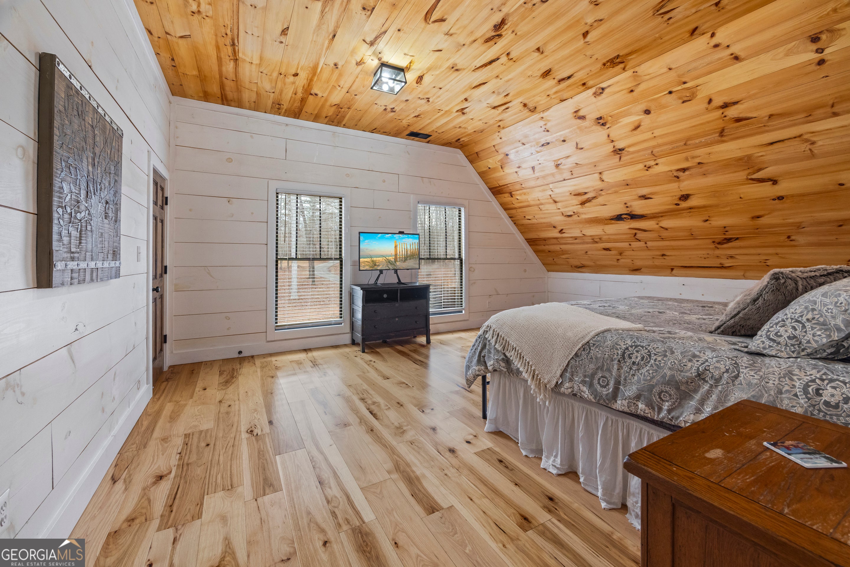 Hartwell, Georgia, 30643, United States, 6 Bedrooms Bedrooms, ,6 BathroomsBathrooms,Residential,Active,2011216