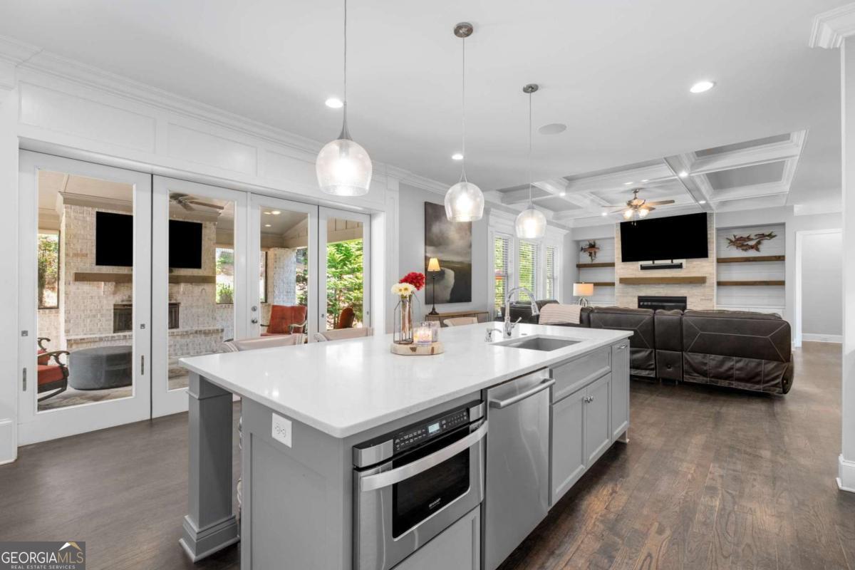 Flowery Branch, Georgia, 30542, United States, 5 Bedrooms Bedrooms, ,7 BathroomsBathrooms,Residential,Active,1941126