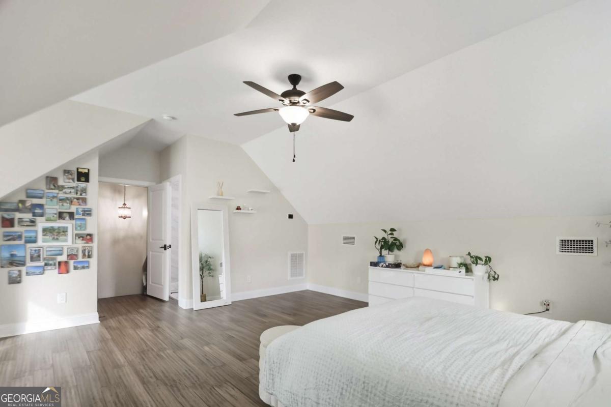 Midway, Georgia, 31320, United States, 5 Bedrooms Bedrooms, ,3 BathroomsBathrooms,Residential,Active,1959929