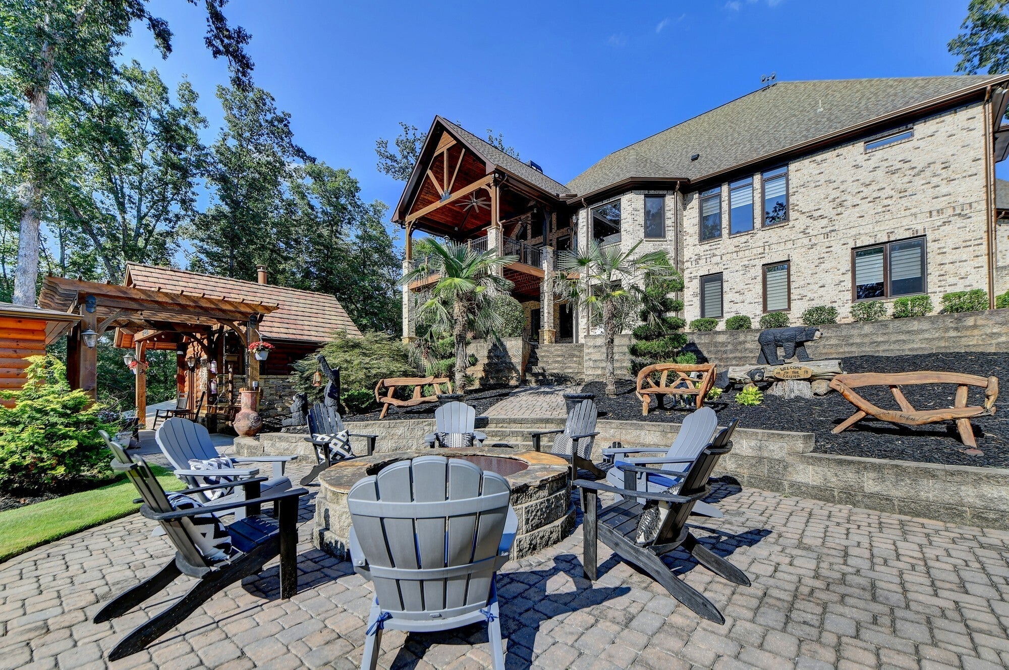 Hoschton, Georgia, 30548, United States, ,Residential,Pending,1702571