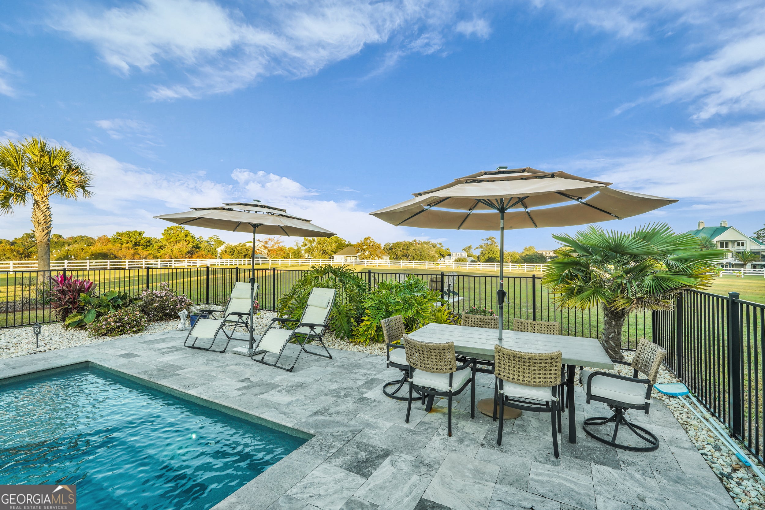 Midway, Georgia, 31320, United States, 5 Bedrooms Bedrooms, ,3 BathroomsBathrooms,Residential,Active,1959929