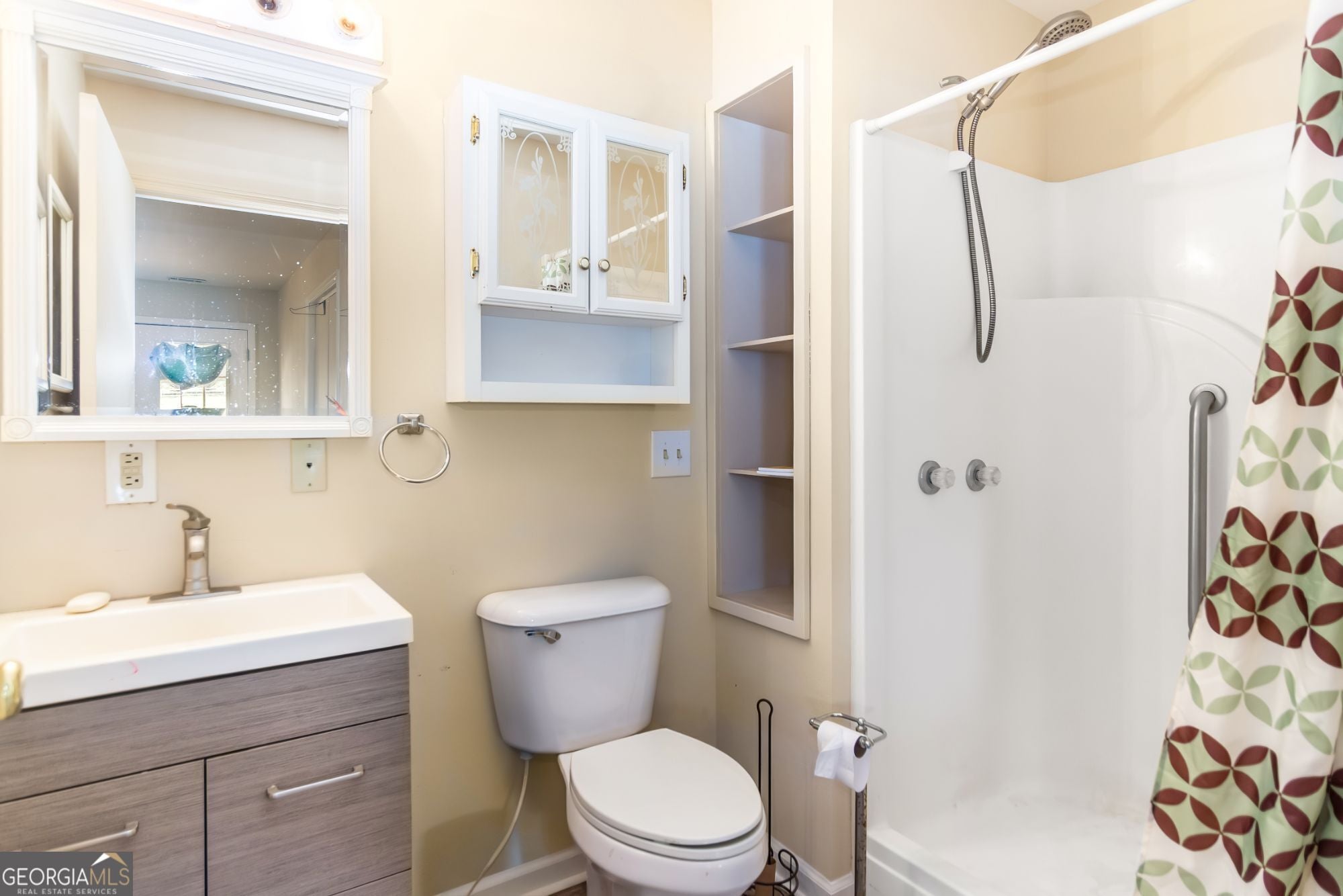 Blairsville, Georgia, 30512, United States, ,4 BathroomsBathrooms,Residential,Active,1704083