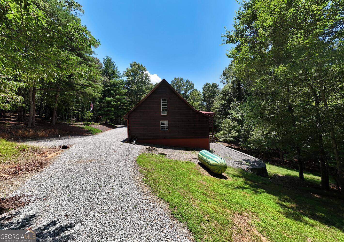 Blairsville, Georgia, 30512, United States, 4 Bedrooms Bedrooms, ,5 BathroomsBathrooms,Residential,Active,1898219