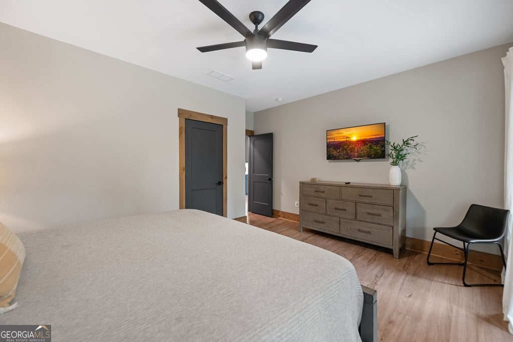 Ellijay, Georgia, 30540, United States, 5 Bedrooms Bedrooms, ,6 BathroomsBathrooms,Residential,Active,1919053