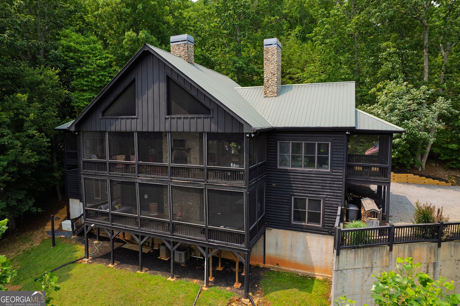 Ellijay, Georgia, 30536, United States, 6 Bedrooms Bedrooms, ,5 BathroomsBathrooms,Residential,Active,1936401