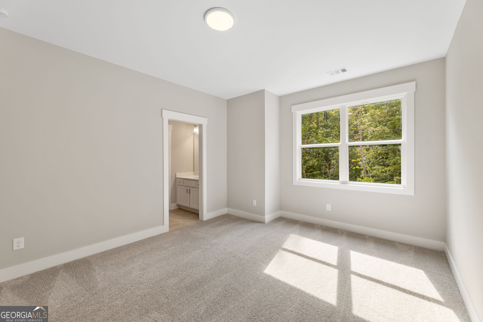 Cumming, Georgia, 30041, United States, 5 Bedrooms Bedrooms, ,5 BathroomsBathrooms,Residential,Active,1904166