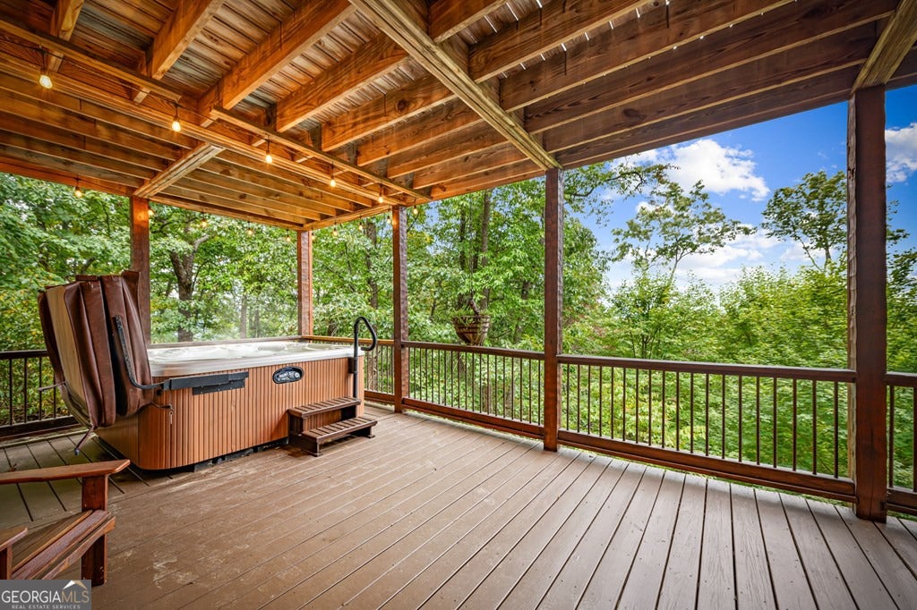Morganton, Georgia, 30560, United States, 4 Bedrooms Bedrooms, ,5 BathroomsBathrooms,Residential,Active,1953363