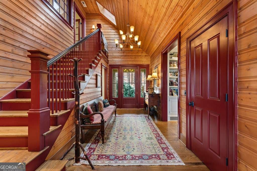 Murphy, North Carolina, 28906, United States, 5 Bedrooms Bedrooms, ,6 BathroomsBathrooms,Residential,Active,2001080