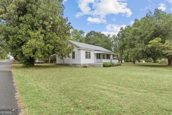 8 W PINE AVE, COMER, GA 30629 - Image 1