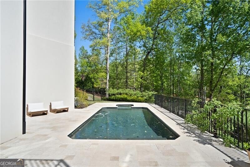 Johns Creek, Georgia, 30022, United States, ,6 BathroomsBathrooms,Residential,Active,1799393