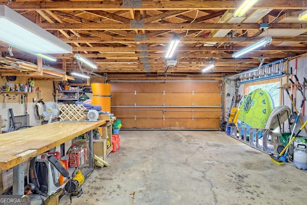 Blairsville, Georgia, 30512, United States, 4 Bedrooms Bedrooms, ,6 BathroomsBathrooms,Residential,Active,1922313