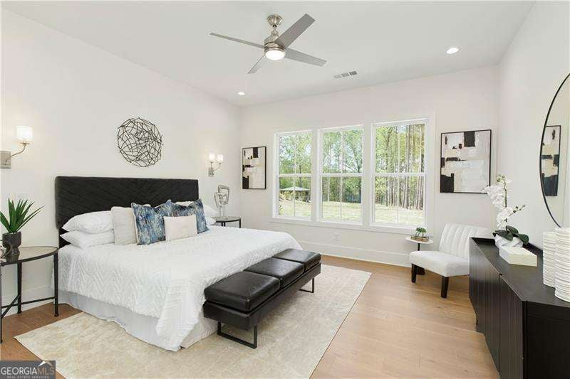 Cumming, Georgia, 30028, United States, 5 Bedrooms Bedrooms, ,5 BathroomsBathrooms,Residential,Active,1764873