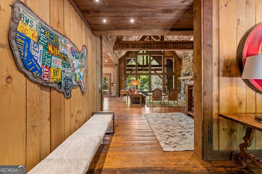 Cherry Log, Georgia, 30522, United States, 5 Bedrooms Bedrooms, ,5 BathroomsBathrooms,Residential,Active,2045694