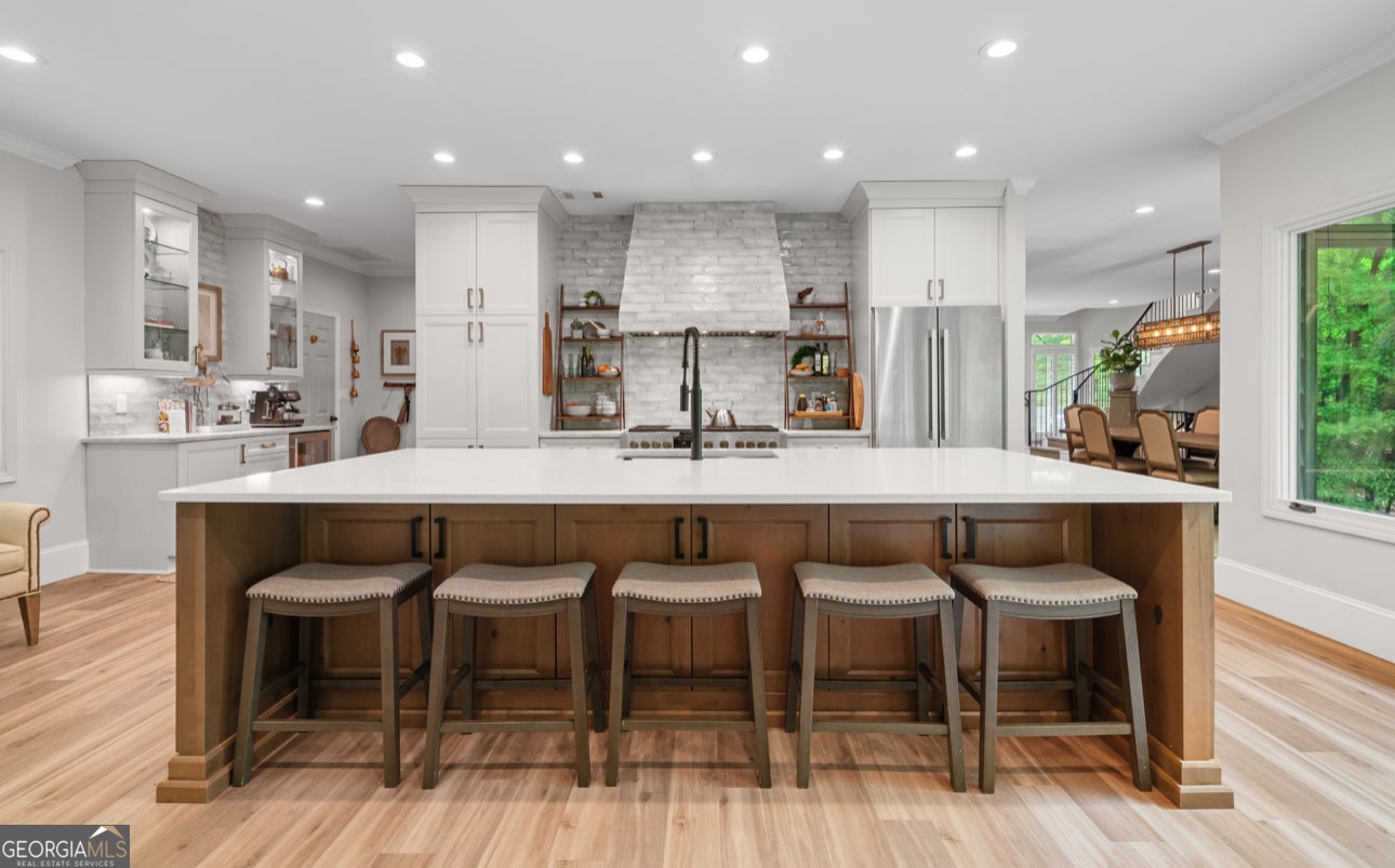 Big Canoe, Georgia, 30143, United States, 5 Bedrooms Bedrooms, ,6 BathroomsBathrooms,Residential,Active,1810518