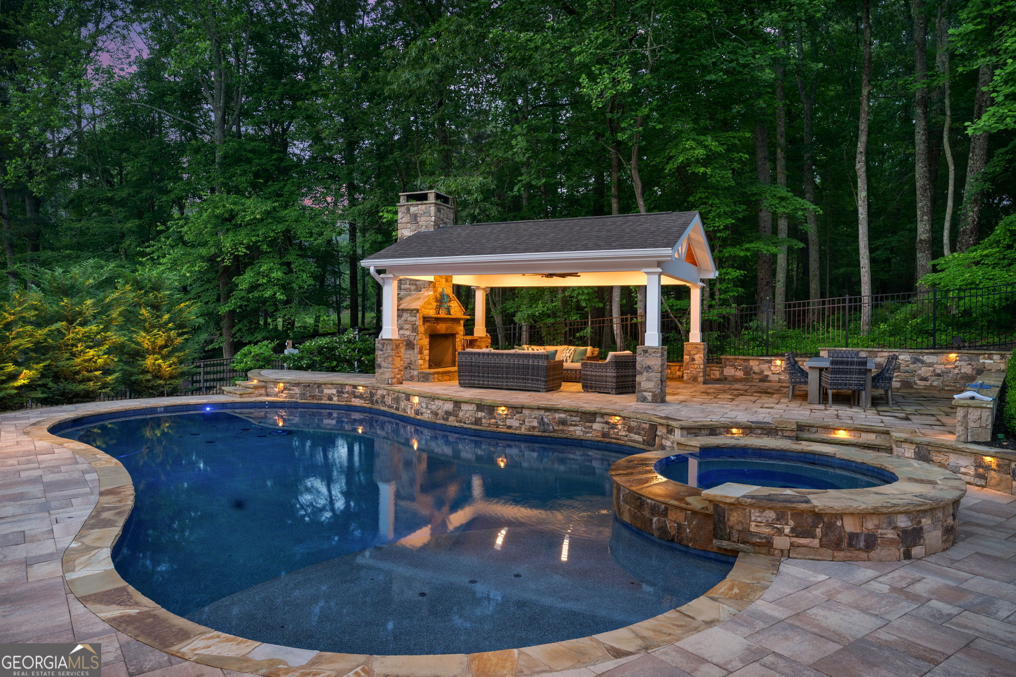 Canton, Georgia, 30115, United States, 6 Bedrooms Bedrooms, ,7 BathroomsBathrooms,Residential,Active,1831817