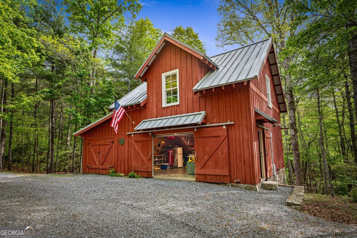 Ellijay, Georgia, 30536, United States, ,4 BathroomsBathrooms,Residential,Active,1806919