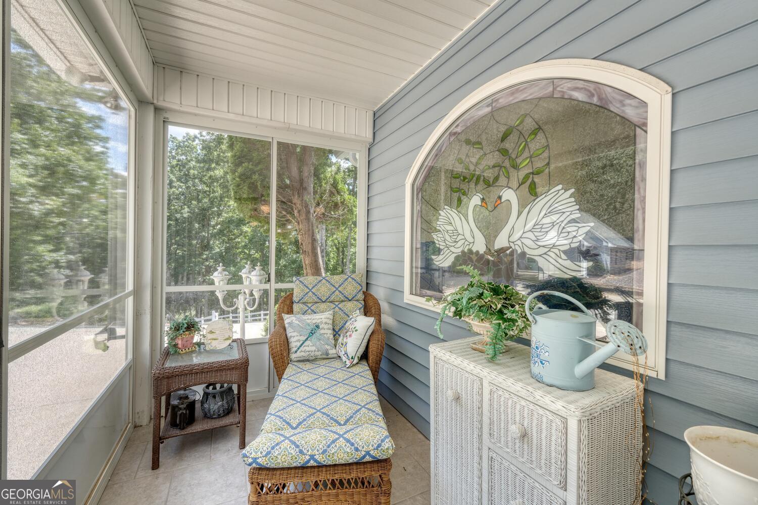 Blairsville, Georgia, 30512, United States, 4 Bedrooms Bedrooms, ,4 BathroomsBathrooms,Residential,Active,1897990
