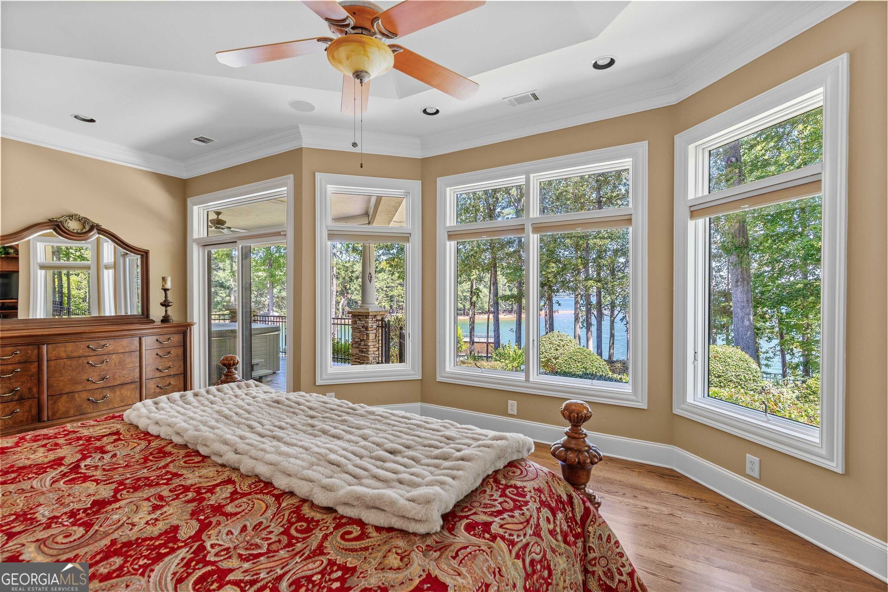 Flowery Branch, Georgia, 30542, United States, 4 Bedrooms Bedrooms, ,8 BathroomsBathrooms,Residential,Active,1929469
