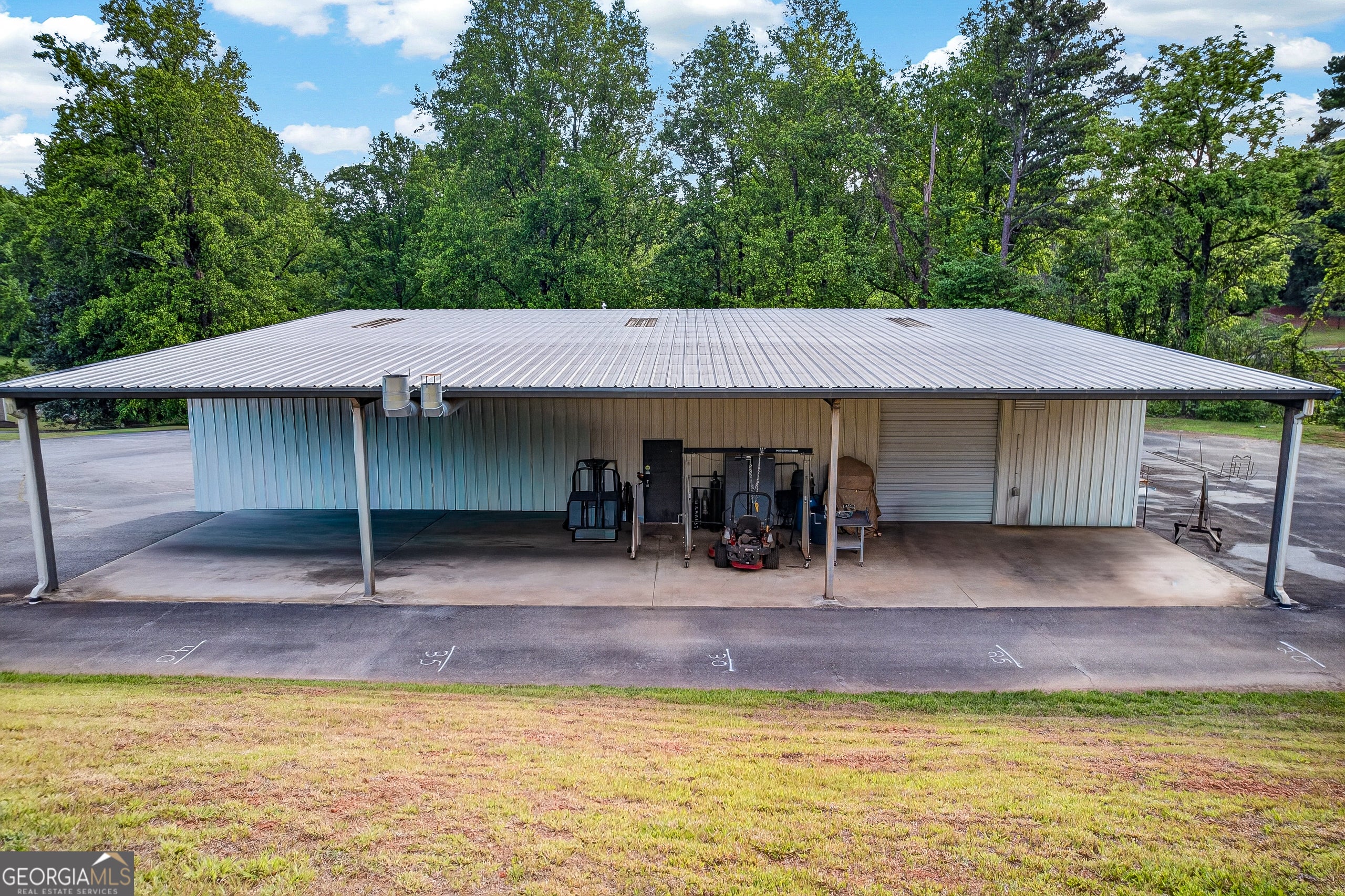 Dahlonega, Georgia, 30533, United States, 5 Bedrooms Bedrooms, ,4 BathroomsBathrooms,Residential,Active,2044583