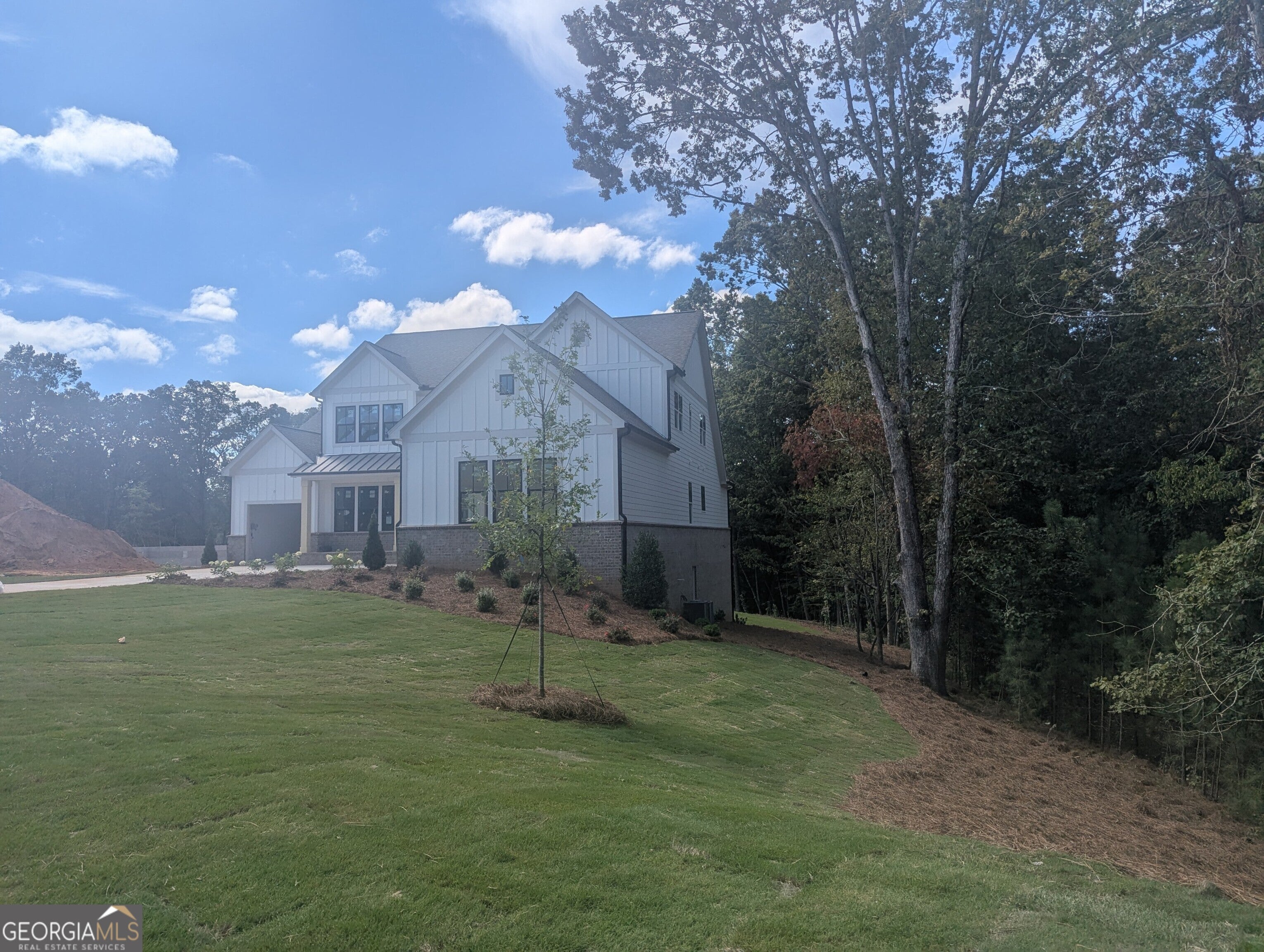 Gainesville, Georgia, 30506, United States, 4 Bedrooms Bedrooms, ,5 BathroomsBathrooms,Residential,Active,1886785