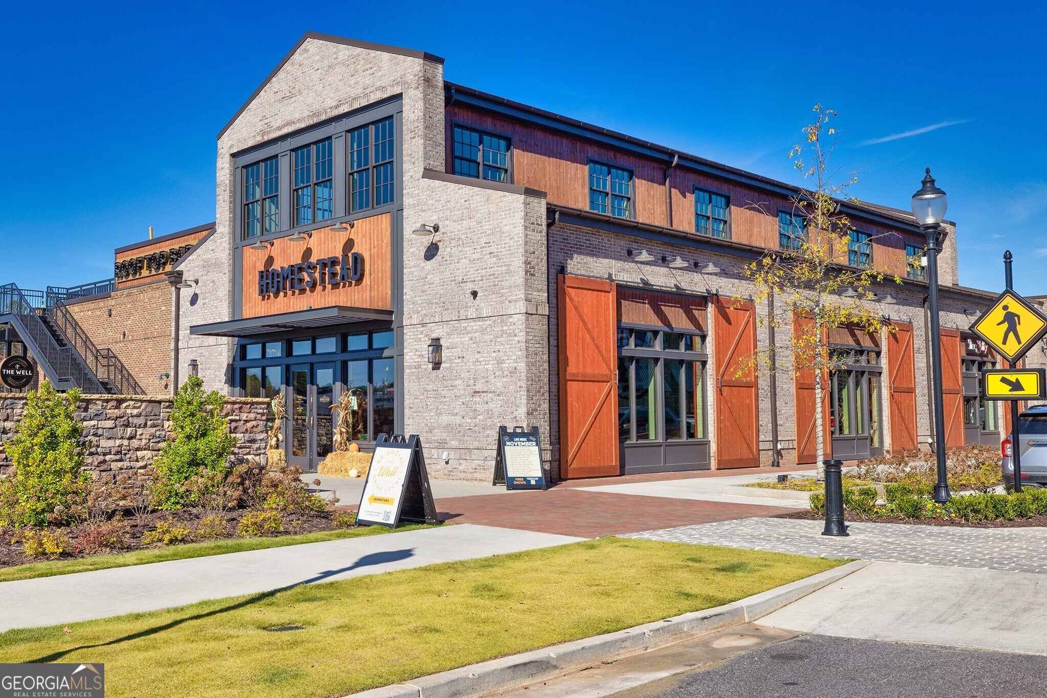 Cumming, Georgia, 30041, United States, 5 Bedrooms Bedrooms, ,5 BathroomsBathrooms,Residential,Active,1967292