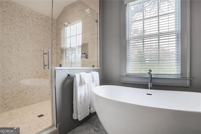 Atlanta, Georgia, 30309, United States, 6 Bedrooms Bedrooms, ,6 BathroomsBathrooms,Residential,Active,1761624