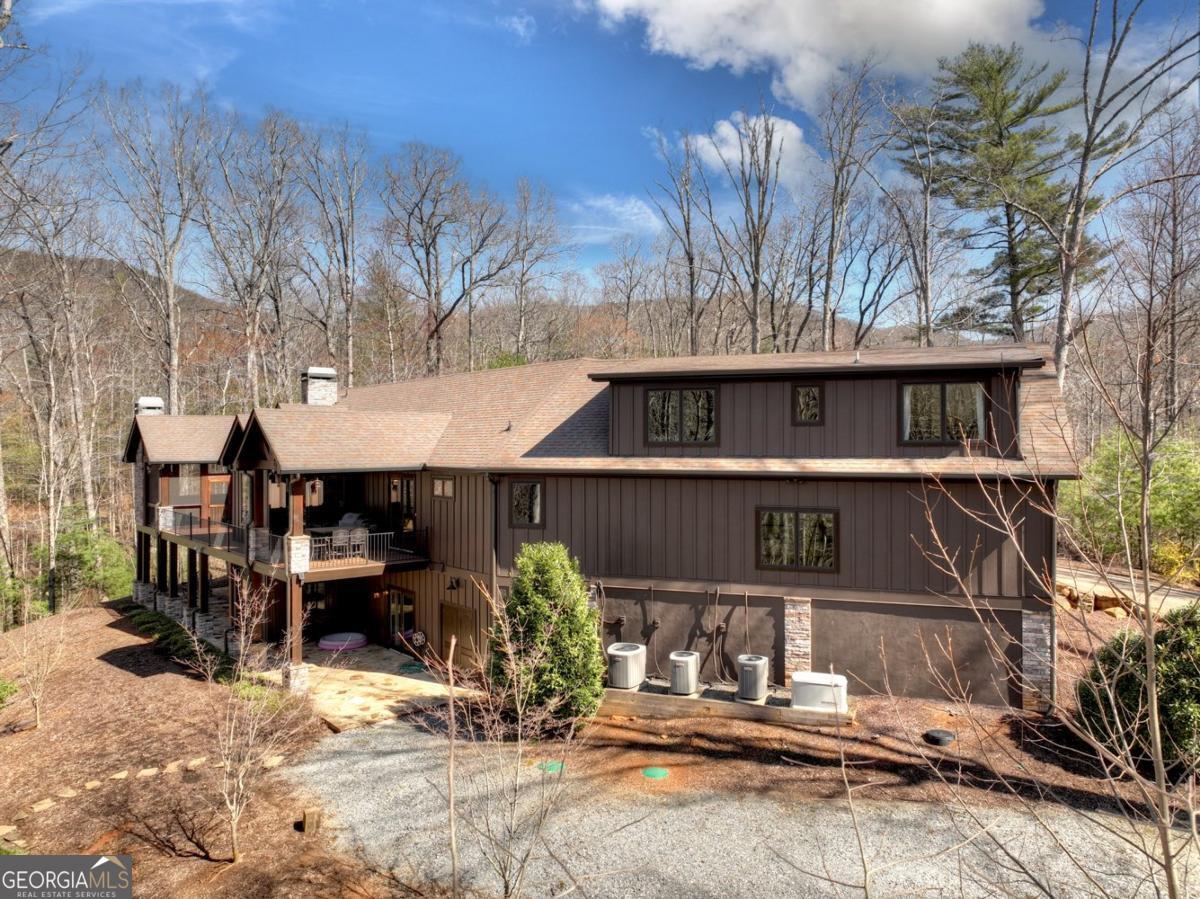 Ellijay, Georgia, 30536, United States, 5 Bedrooms Bedrooms, ,6 BathroomsBathrooms,Residential,Active,1953697