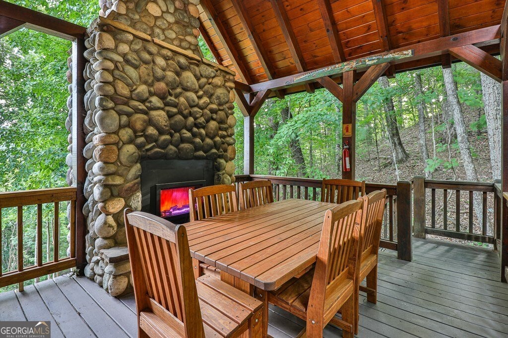 Blue Ridge, Georgia, 30513, United States, 4 Bedrooms Bedrooms, ,4 BathroomsBathrooms,Residential,Active,2010546