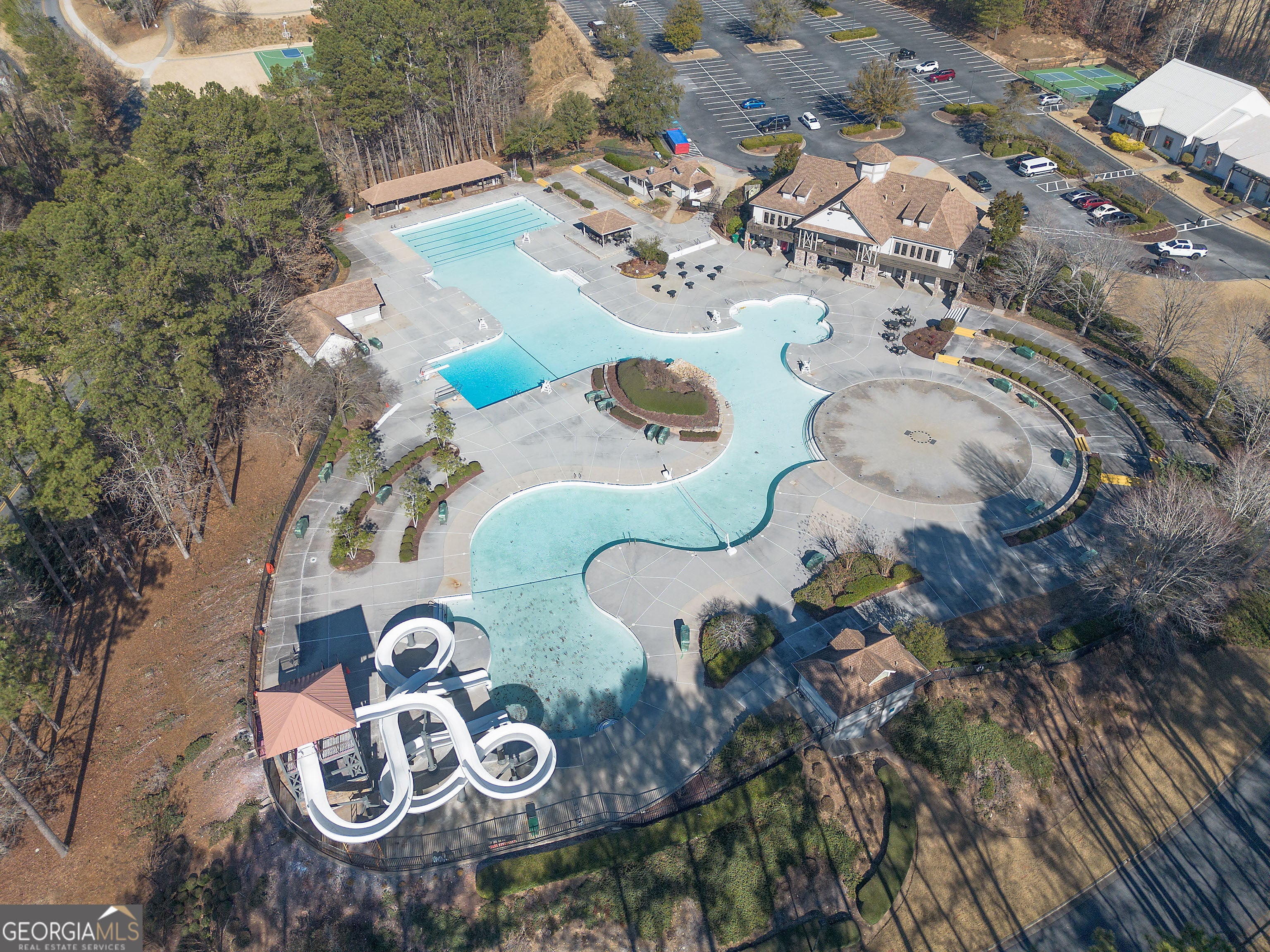 Canton, Georgia, 30114, United States, 6 Bedrooms Bedrooms, ,5 BathroomsBathrooms,Residential,Active,2009409