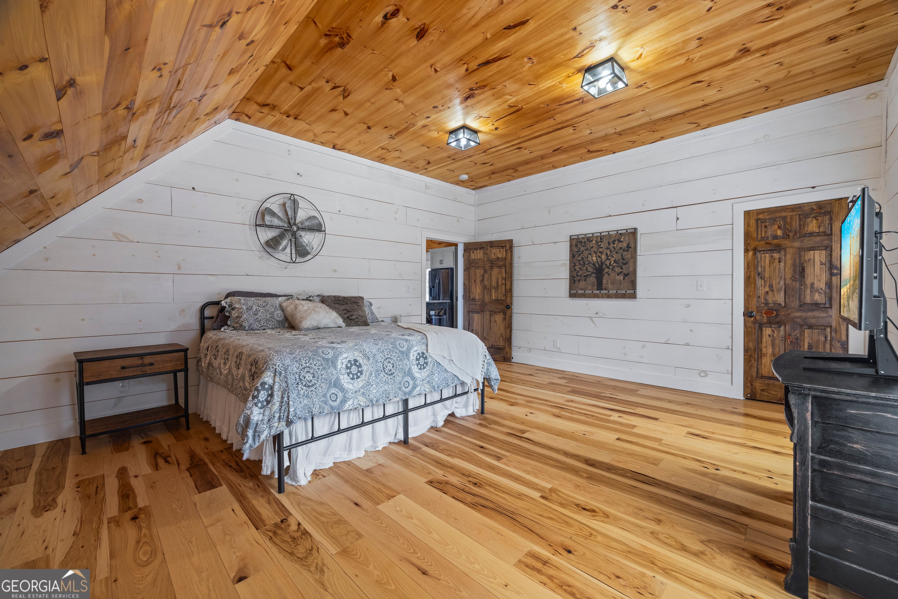 Hartwell, Georgia, 30643, United States, 6 Bedrooms Bedrooms, ,6 BathroomsBathrooms,Residential,Active,2011216