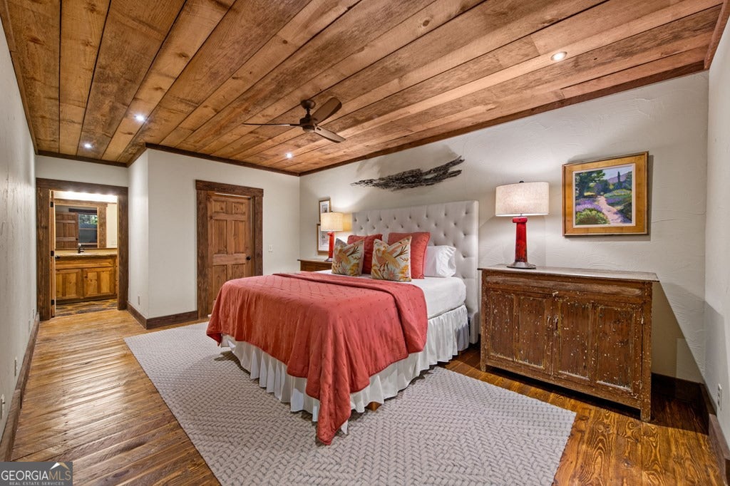 Cherry Log, Georgia, 30522, United States, 5 Bedrooms Bedrooms, ,5 BathroomsBathrooms,Residential,Active,2045694