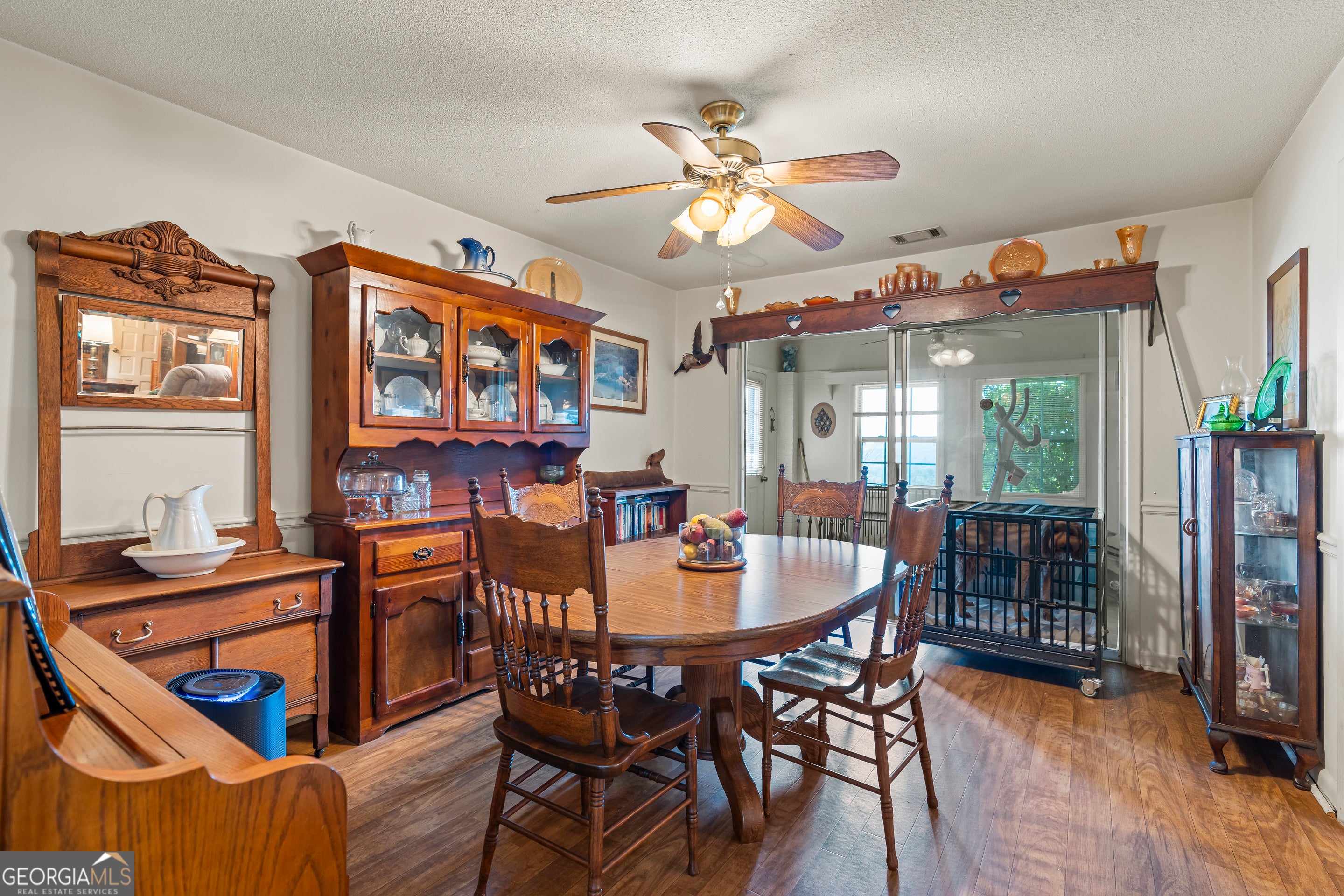 Commerce, Georgia, 30529, United States, 4 Bedrooms Bedrooms, ,3 BathroomsBathrooms,Residential,Active,1963280