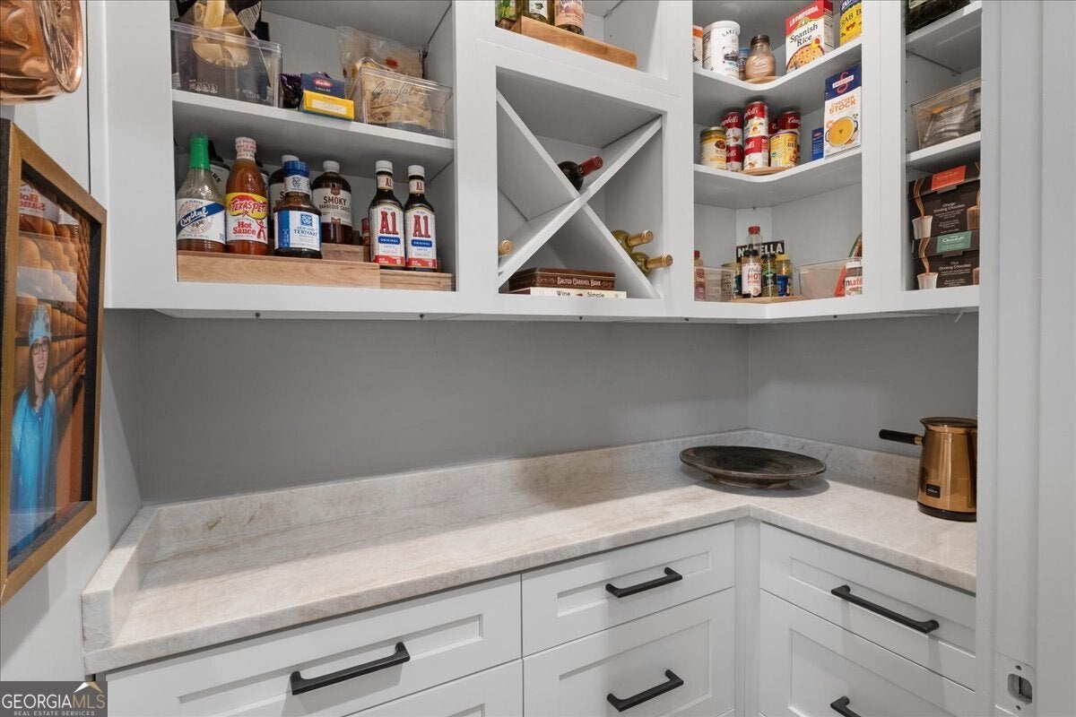 Ellijay, Georgia, 30540, United States, 5 Bedrooms Bedrooms, ,7 BathroomsBathrooms,Residential,Active,2008722