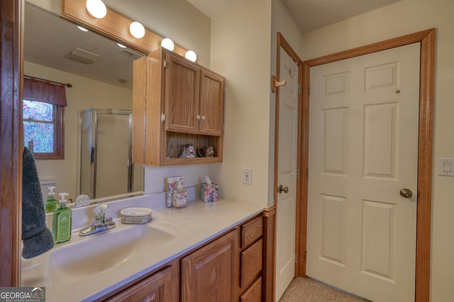 Blairsville, Georgia, 30512, United States, 3 Bedrooms Bedrooms, ,3 BathroomsBathrooms,Residential,Active,1898214
