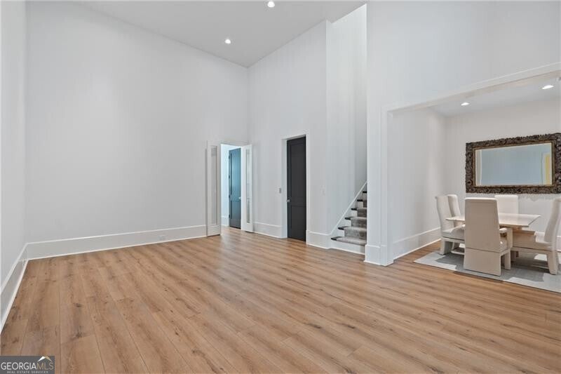 Johns Creek, Georgia, 30022, United States, ,6 BathroomsBathrooms,Residential,Active,1799393