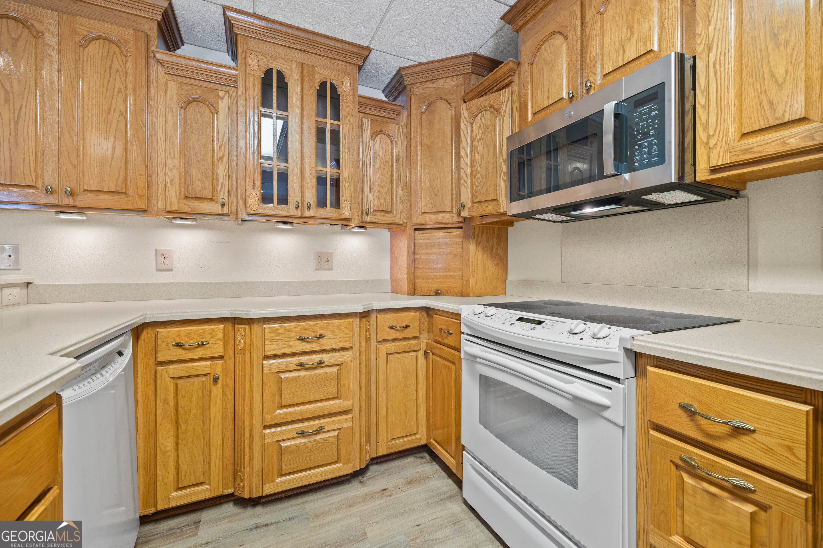 Lavonia, Georgia, 30553, United States, 5 Bedrooms Bedrooms, ,5 BathroomsBathrooms,Residential,Active,1862896