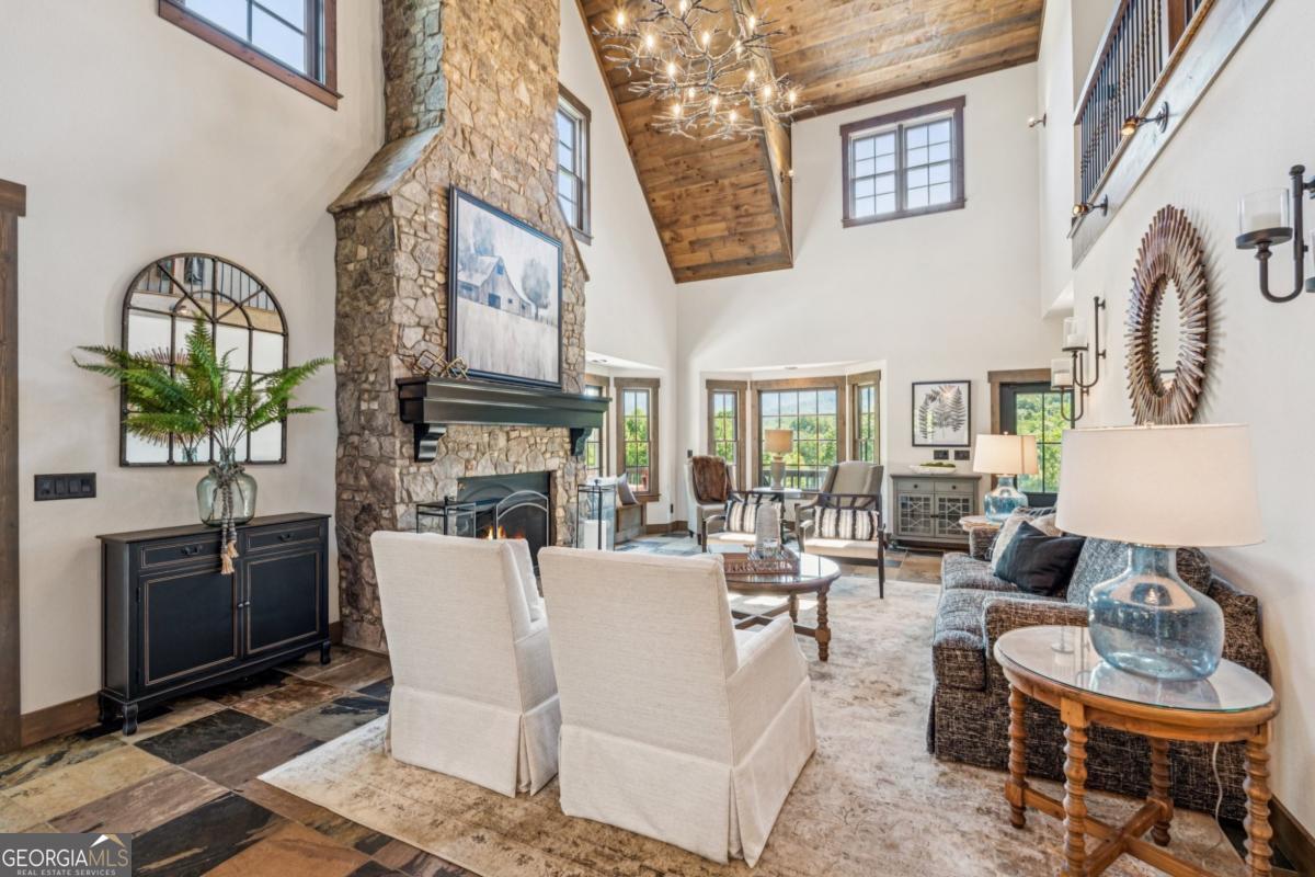 Ellijay, Georgia, 30536, United States, 3 Bedrooms Bedrooms, ,4 BathroomsBathrooms,Residential,Active,1929422