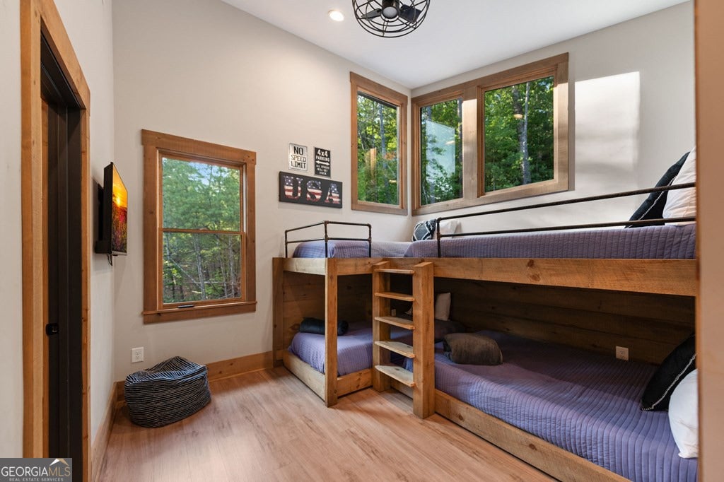 Ellijay, Georgia, 30540, United States, 5 Bedrooms Bedrooms, ,6 BathroomsBathrooms,Residential,Active,1919053