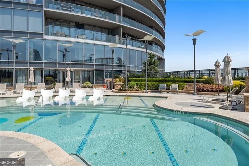 Atlanta, Georgia, 30326, United States, 2 Bedrooms Bedrooms, ,3 BathroomsBathrooms,Residential,Active,2014954