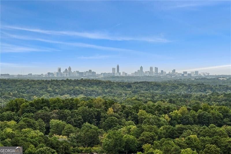Atlanta, Georgia, 30339, United States, 2 Bedrooms Bedrooms, ,3 BathroomsBathrooms,Residential,Active,1914618