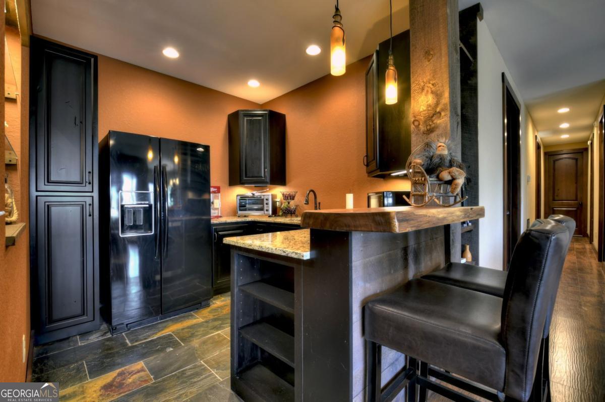 Ellijay, Georgia, 30536, United States, 5 Bedrooms Bedrooms, ,6 BathroomsBathrooms,Residential,Active,1953697